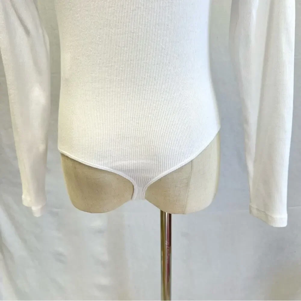 Abercrombie & Fitch‎ hook & eye henley long sleeve bodysuit white size small